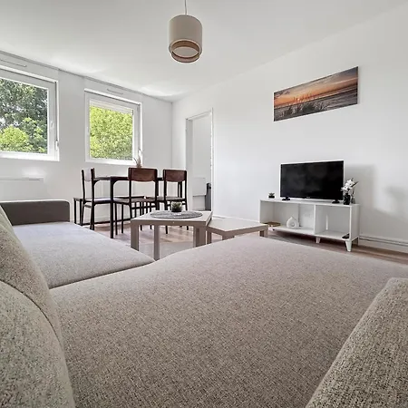 Carlappartement Elegance Et Confort Avec Wi-fi & Parking Ii *